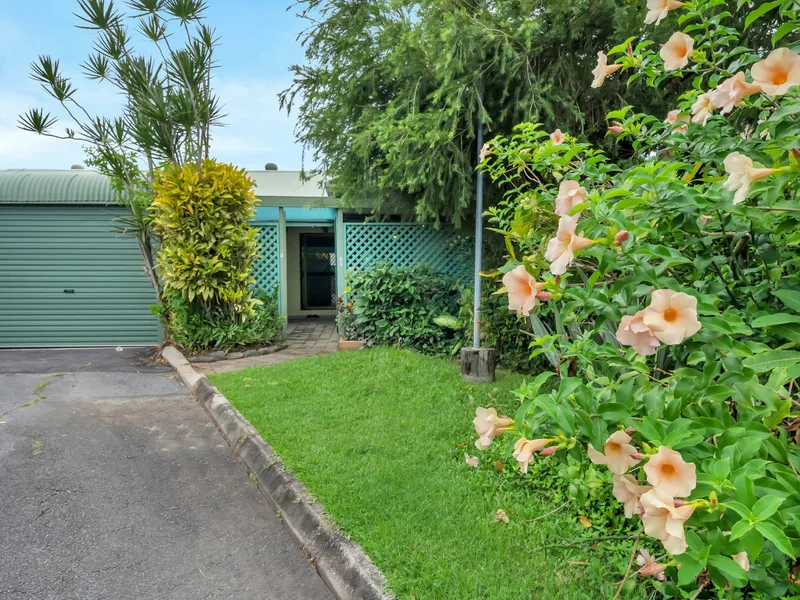 FANTASTIC OFFER FOR THE DOWNSIZER OR INVESTOR | LOW BODY CORPS + LARGE COURTYARD