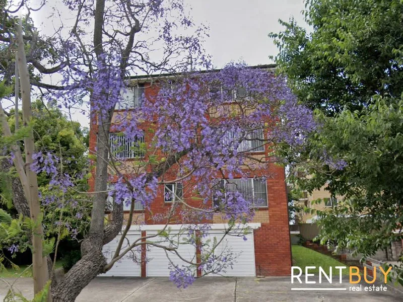 1 BEDROOM UNIT FOR LEASE