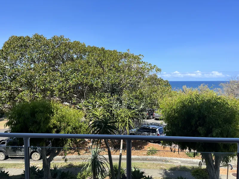 Brilliant Beach Side Unit