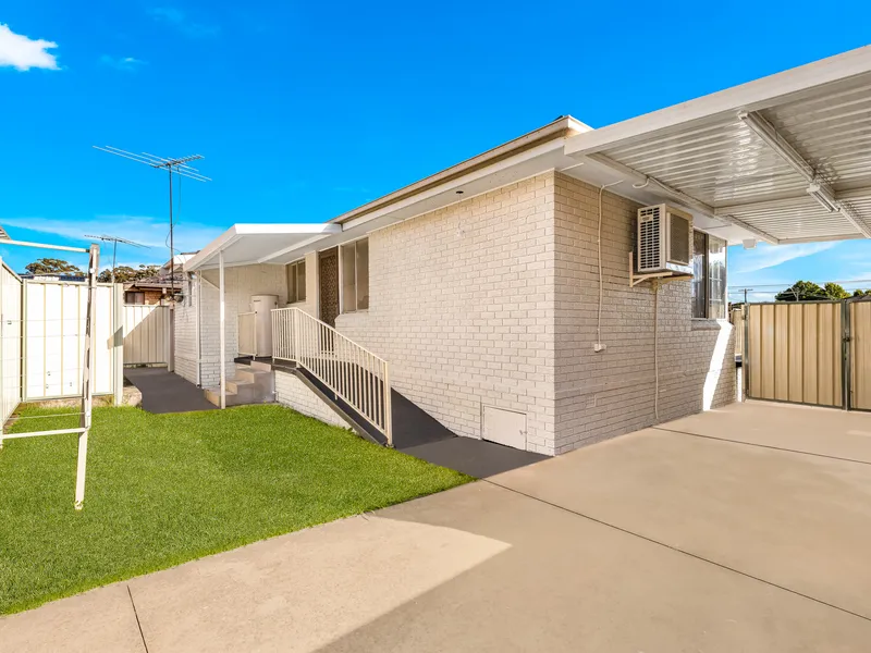 House + Granny Flat Prime Location