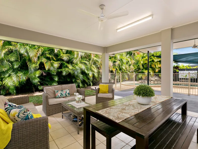 INSTANT FAMILY APPEAL WITH SIDE ACCESS