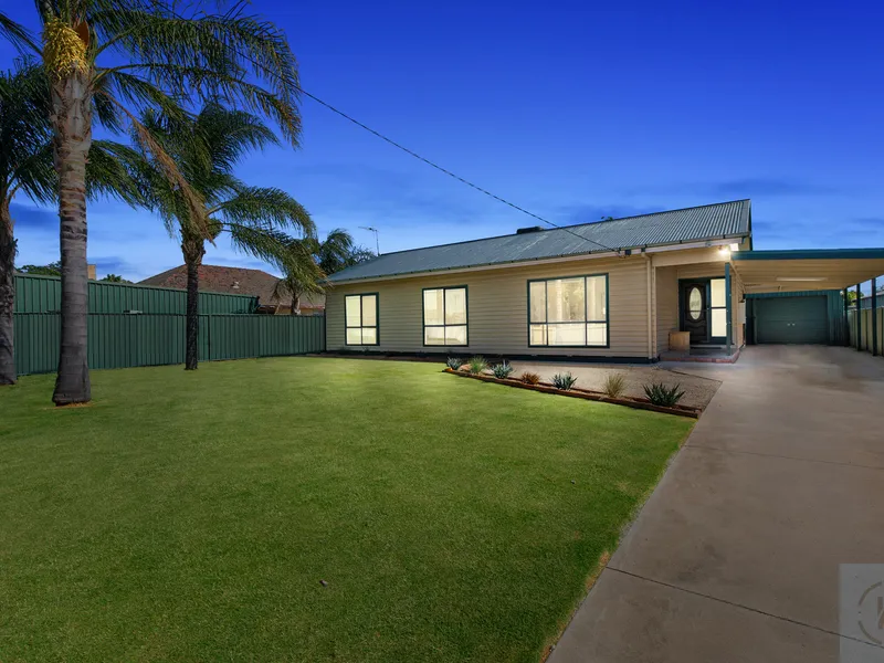 Your Entertaining Oasis Awaits !!!