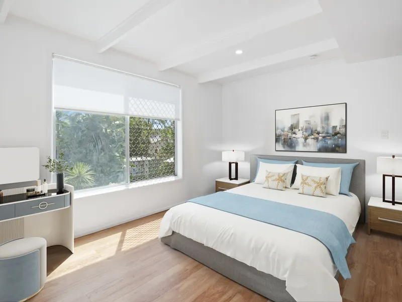 DUAL LIVING FAMILY HOME, MOTIVATED SELLER