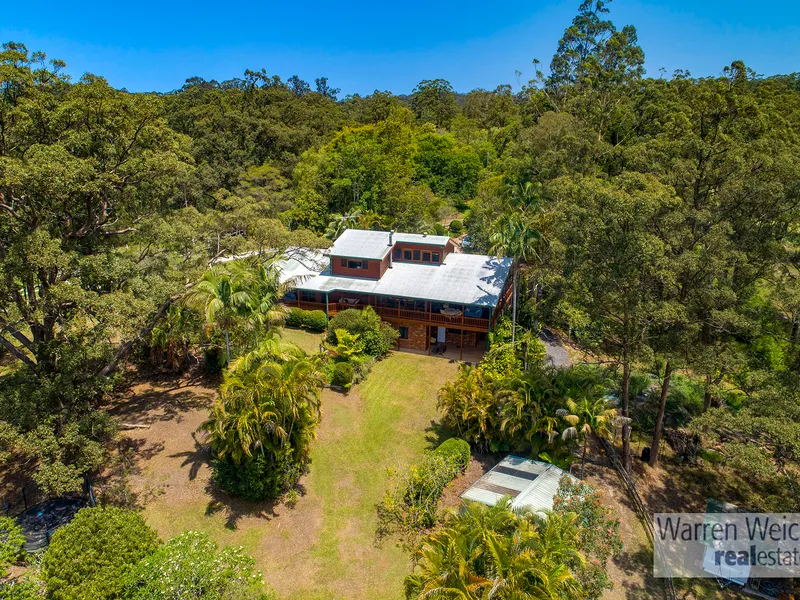 MOUNTAIN, RURAL & RIVER VIEWS