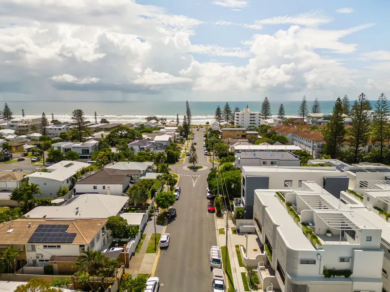 Elevated Beachside Living - Luxury Architectural Beachside Villas, Just 200m From Miami Beach