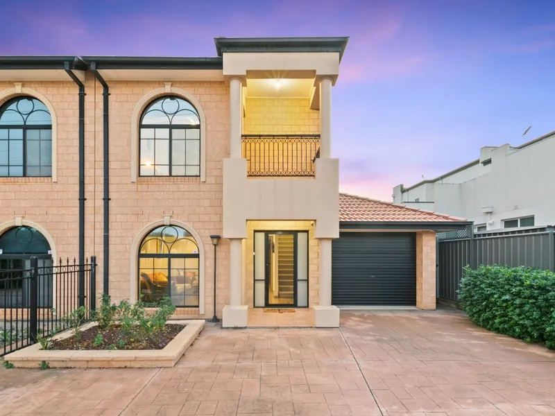 Executive Fully Furnished Residence - Flexible Lease Terms