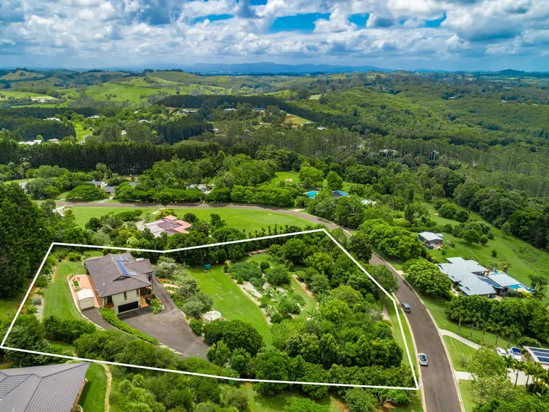 EXPANSIVE PANORAMIC HINTERLAND & OCEAN VISTA