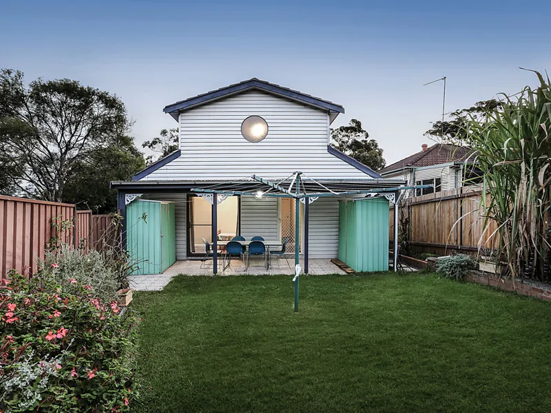 Renovated modern family home in convenient locale