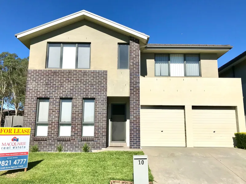 Spacious two-storey 3 bedroom family home in the quietest of locations.