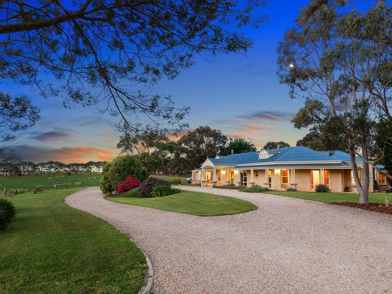 THE BEST IN LIFESTYLE LIVING