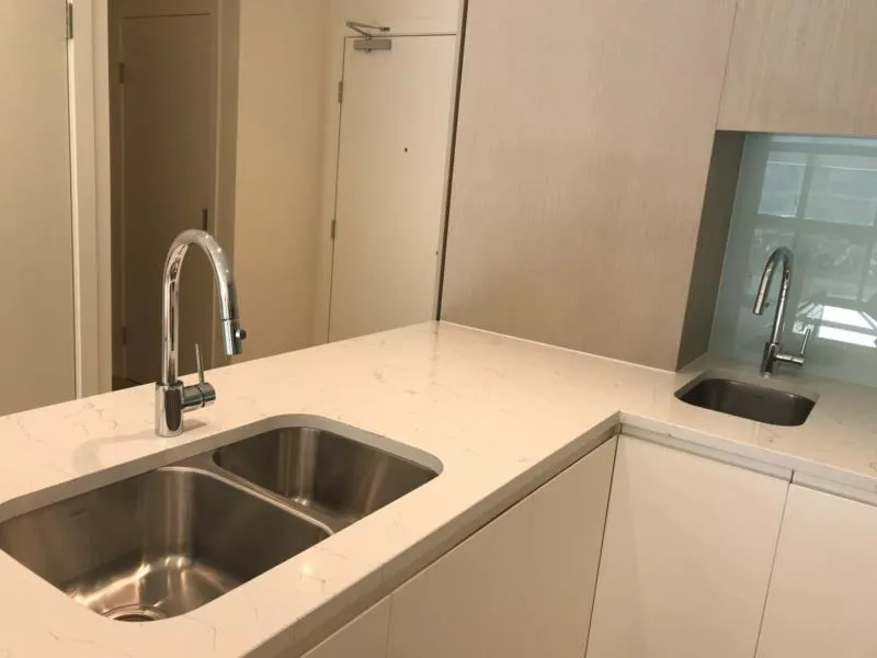 Comfortable 2 Beds Waterview Apartment with 1 car space and storage