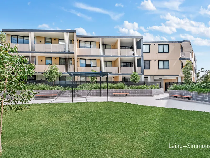 New One Bedroom Apartment With Courtyard