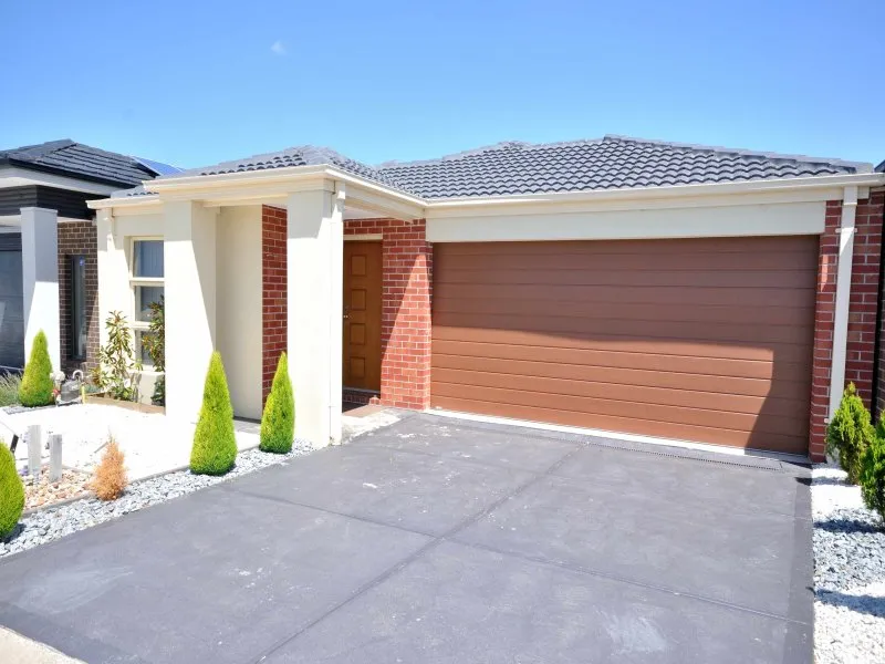 IMMACULATE MODERN HOME