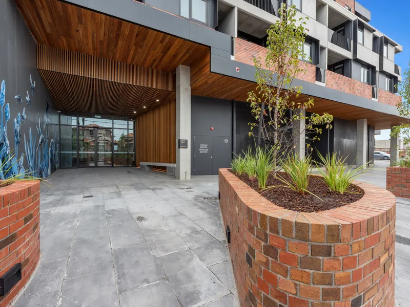 WHERE NEIGHBORHOOD & COMMUNITY MEET, A VILLAGE FEEL IS AT THE HEART OF THIS DESIGN