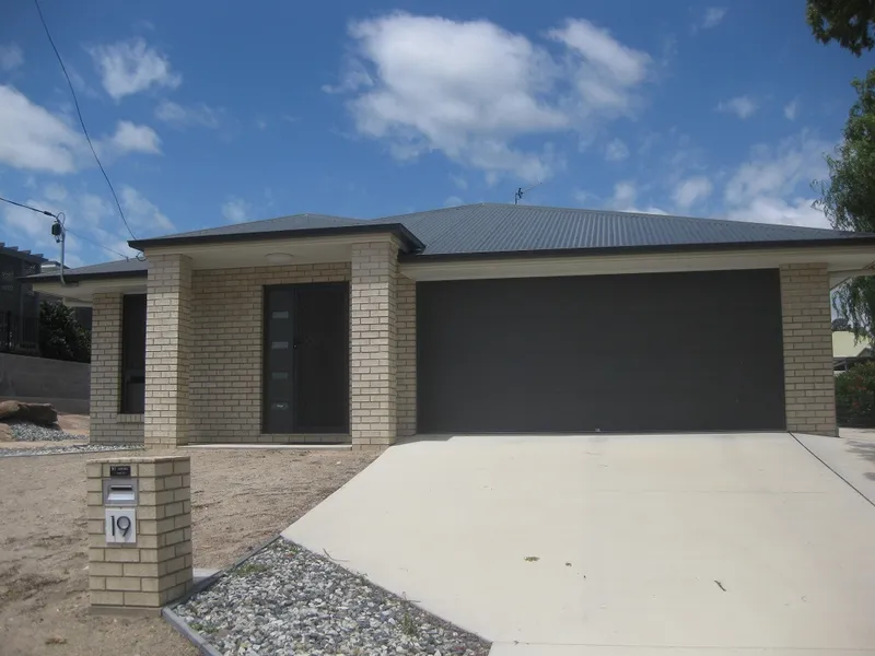 Position Position - Better than new!