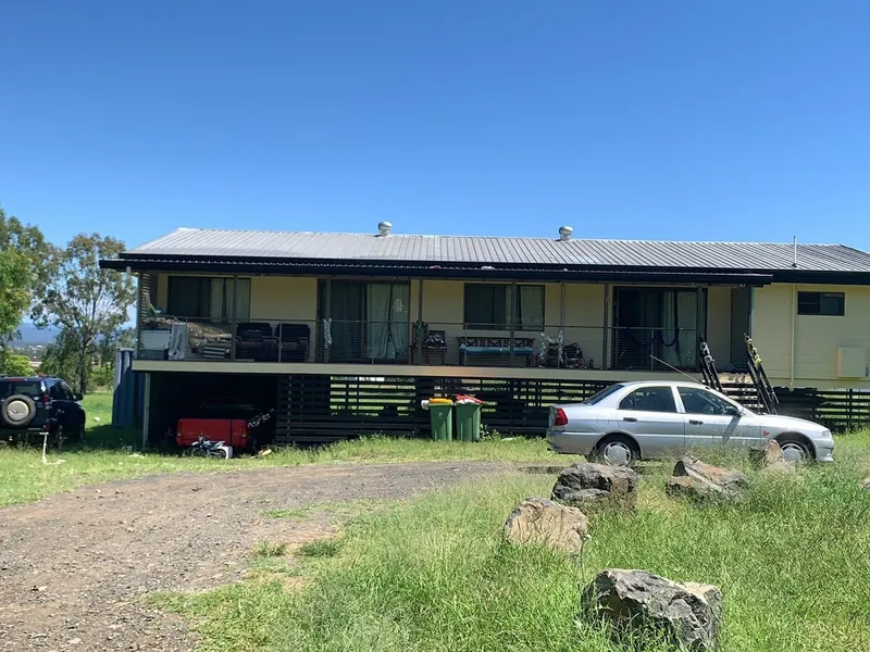 Five bedroom low set home set on a one acre block.