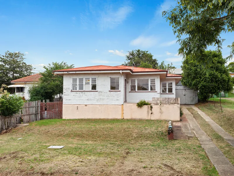 Renovators bring your paint brush and tool box