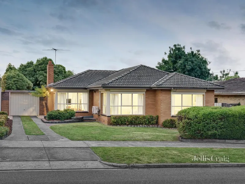 Charming Home with Pool in Prime Bundoora Location