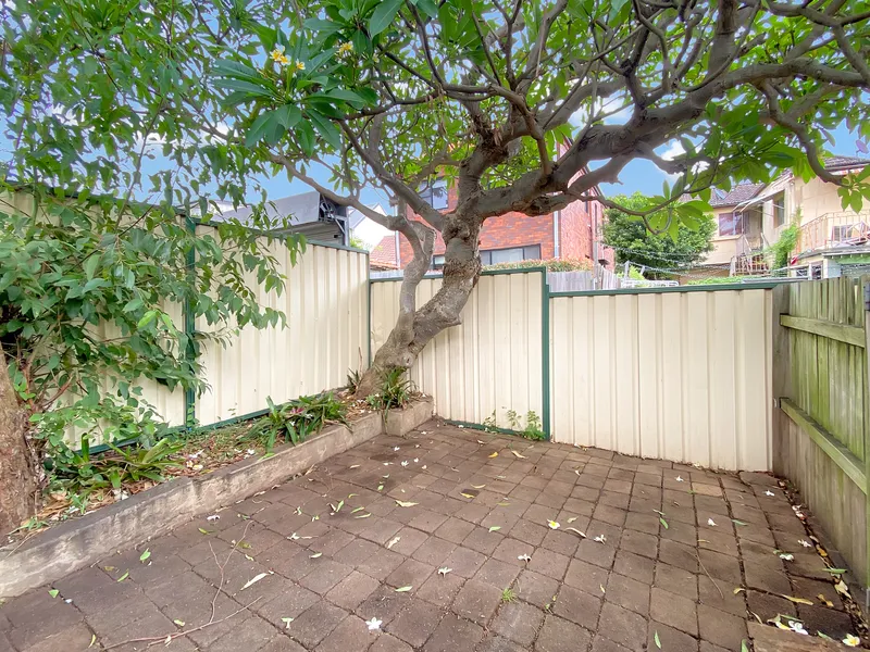 Stunning Space in the Heart of Newtown!