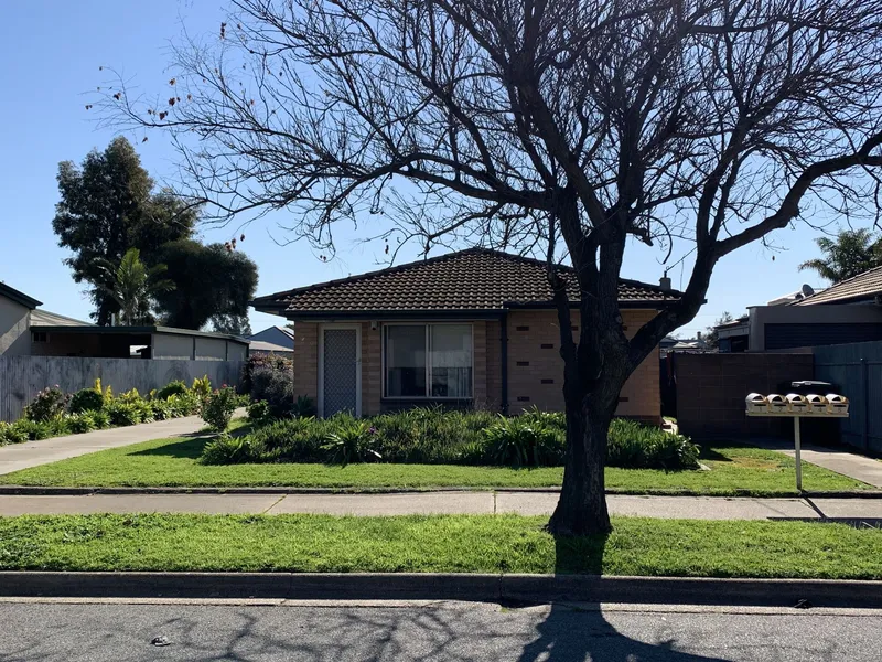 Quiet, Clean and close to all Amenities