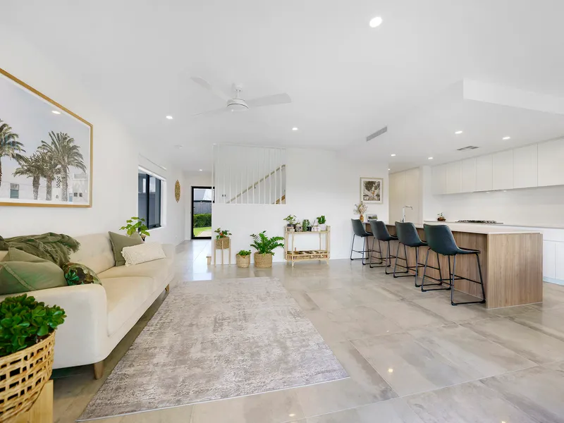 Welcome to this stunning Home!