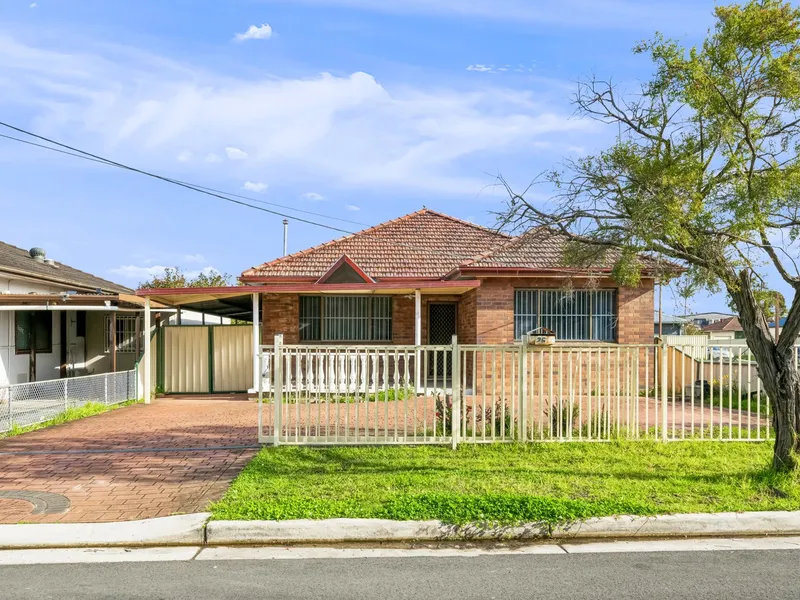 PROUD TO PRESENT THIS 2 LOT UNIQUE PROPERTY