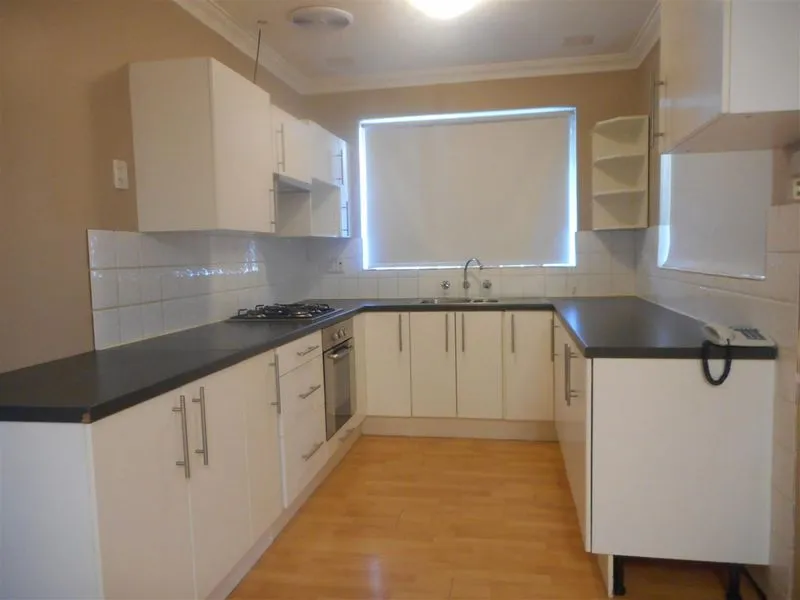 NEAT AND TIDY HOME IN CONVENIENT LOCATION!