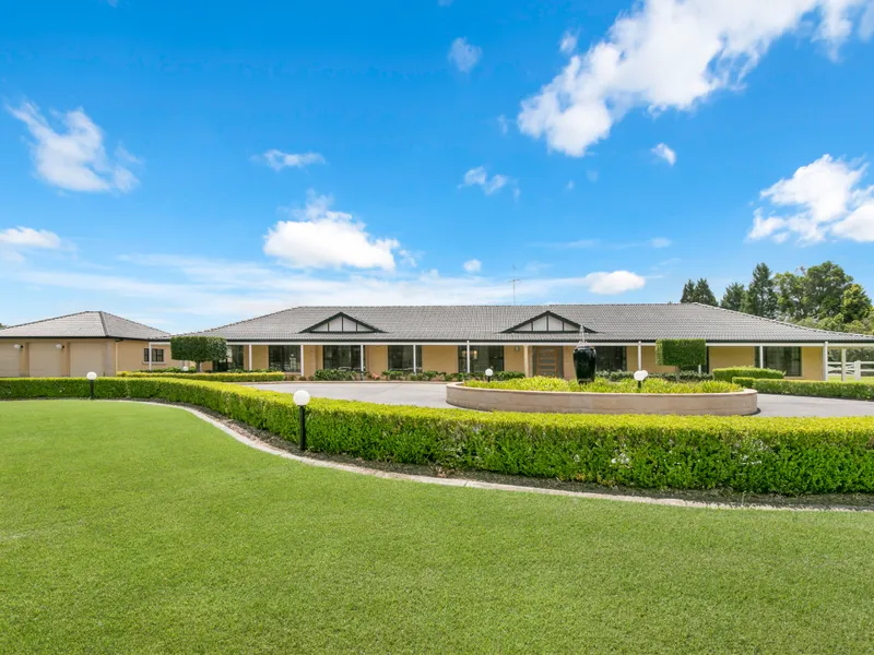 Acreage Life of Leisure for the Whole Family