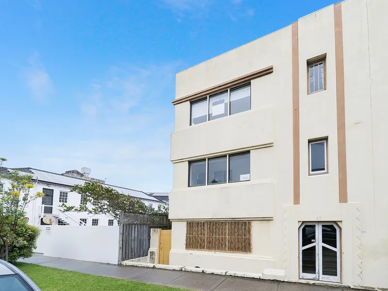 Bondi Beach front row with strong rental demand
