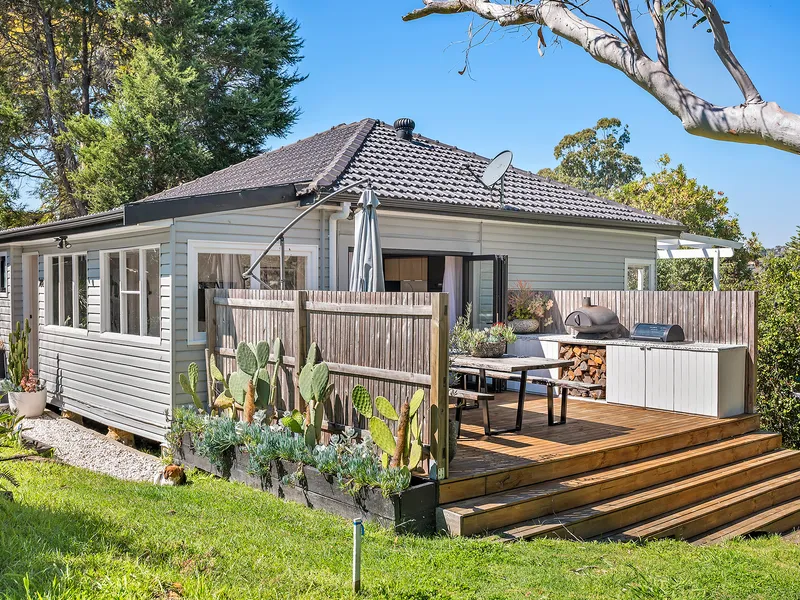 Modern Family Home in Tranquil Setting