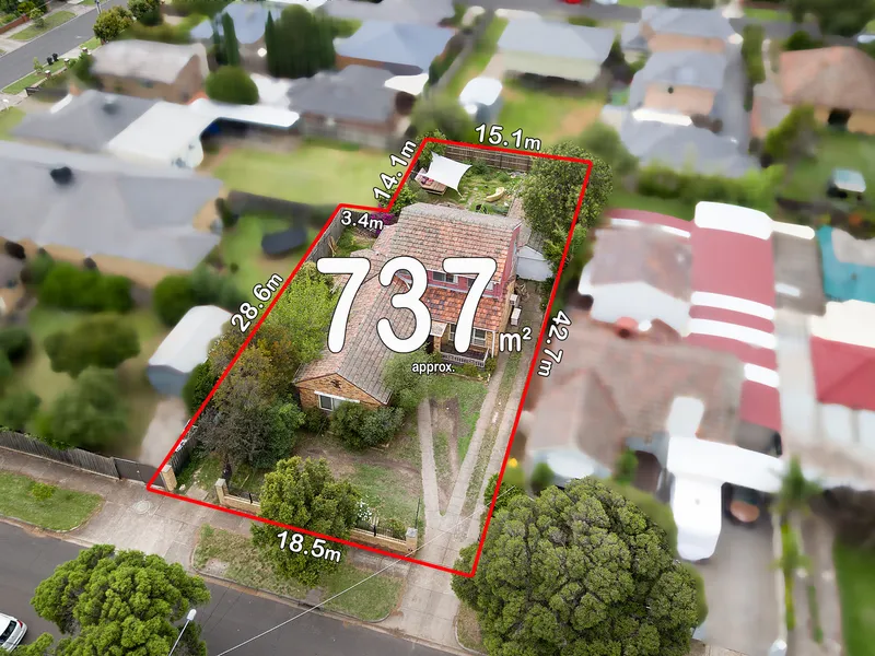 Enticing Options On The Oakhill Edge  