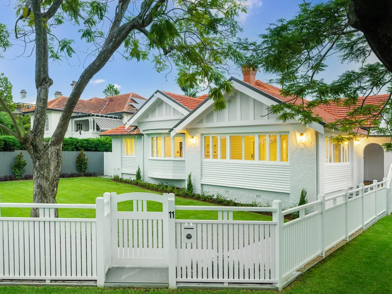 Flawless Renovation in a Blue-Chip Setting