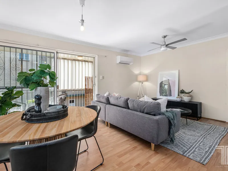 Lifestyle Location 150m from Coorparoo Square