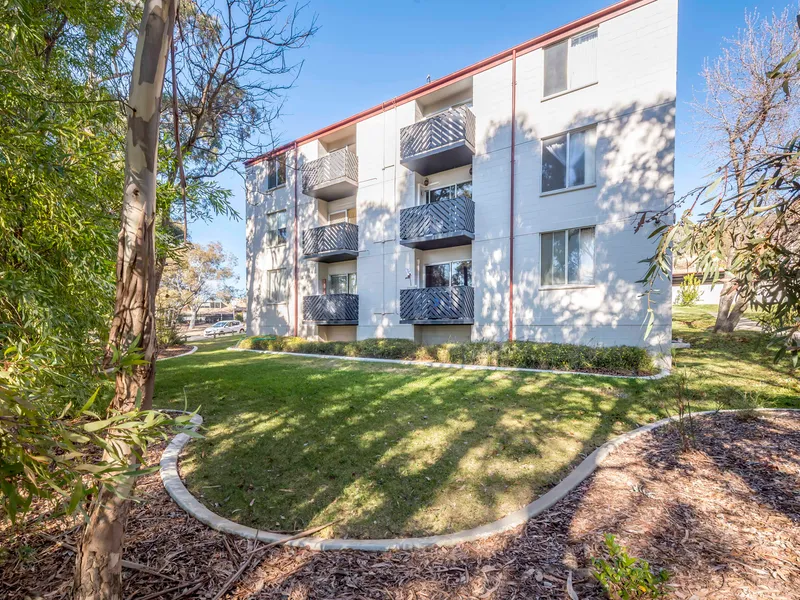 Quiet Apartment in Pearce