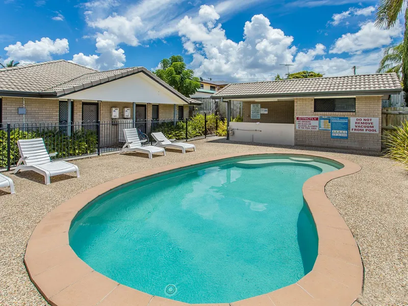 INVESTMENT ALERT! CENTRALLY LOCATED UNIT RETURNING $290 PER WEEK