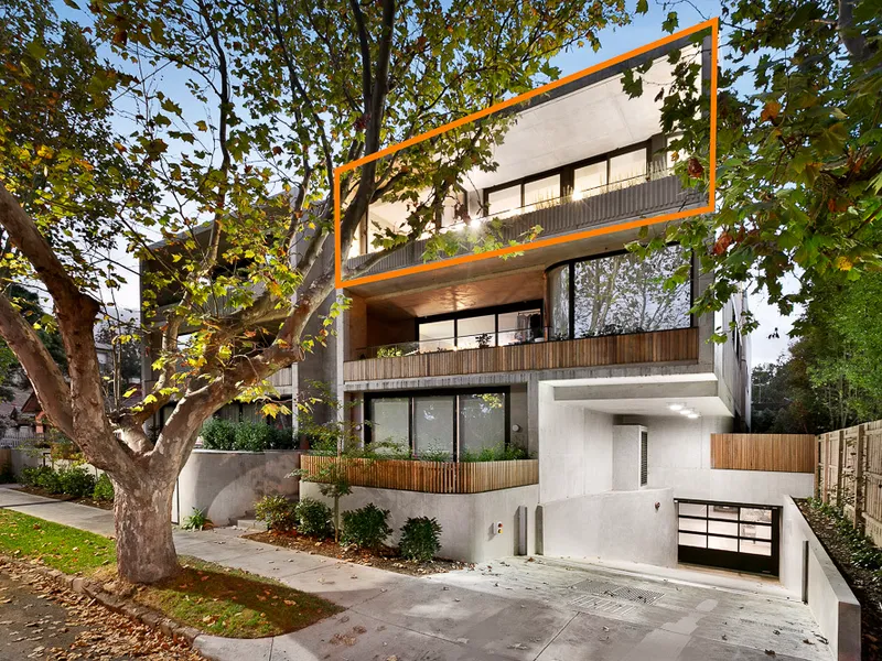 Parkside Penthouse Perfection with Rooftop