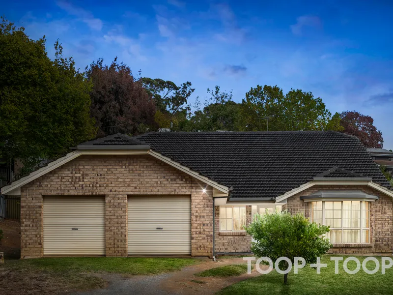 Huge Family Home in Peaceful Location!