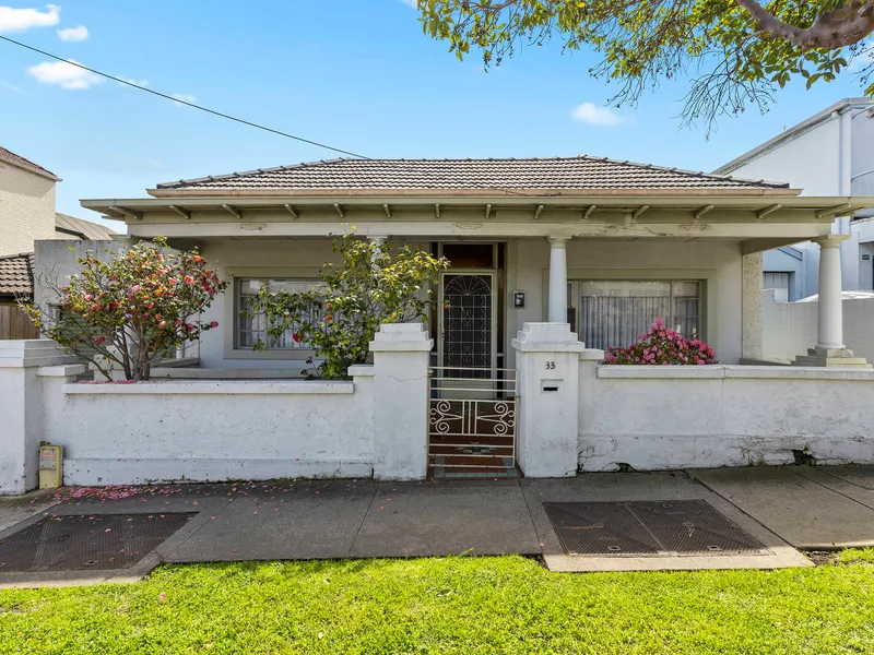 Home in the heart of Windsor