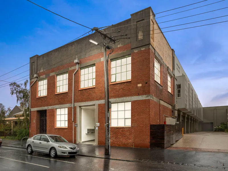 Sublime, stylish, split-level warehouse living