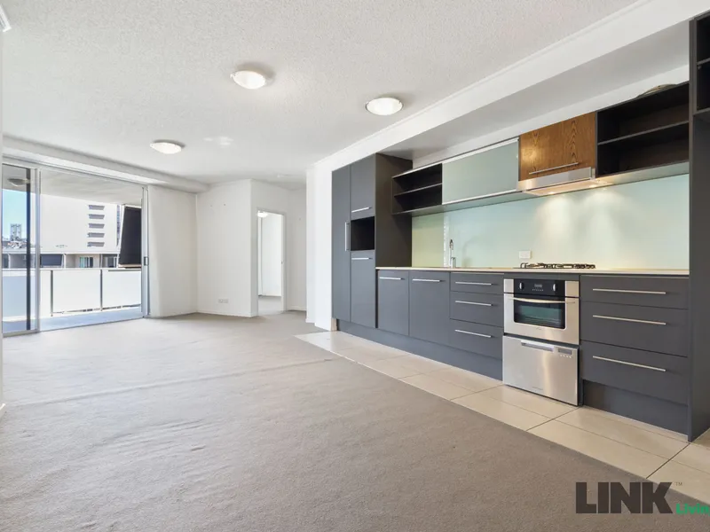 94sqm - Apartment in Emporium