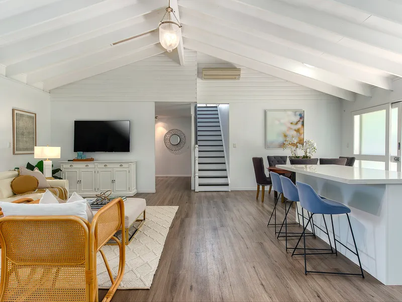 LUXURY, ELEGANCE & MODERN STYLE