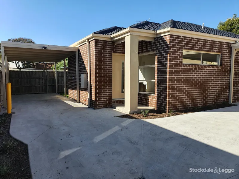 2 BEDROOM UNIT IN DOVETON