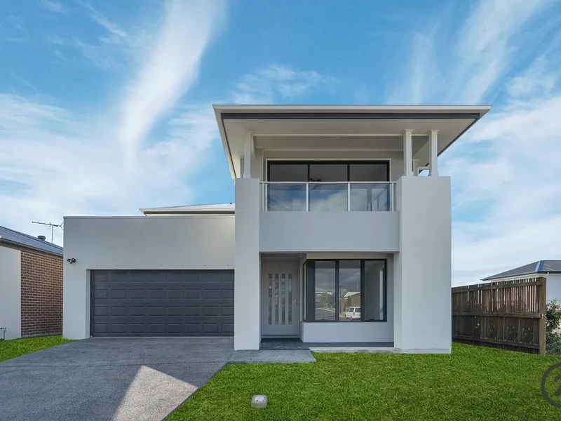 Stunning Home with ALL the Extras