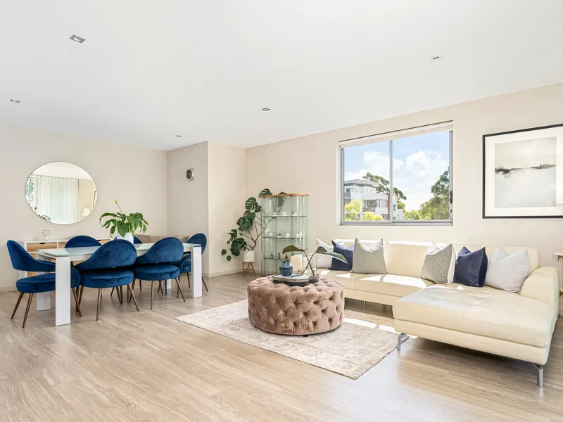 Immaculate spacious apartment with elegant interiors and abundant light