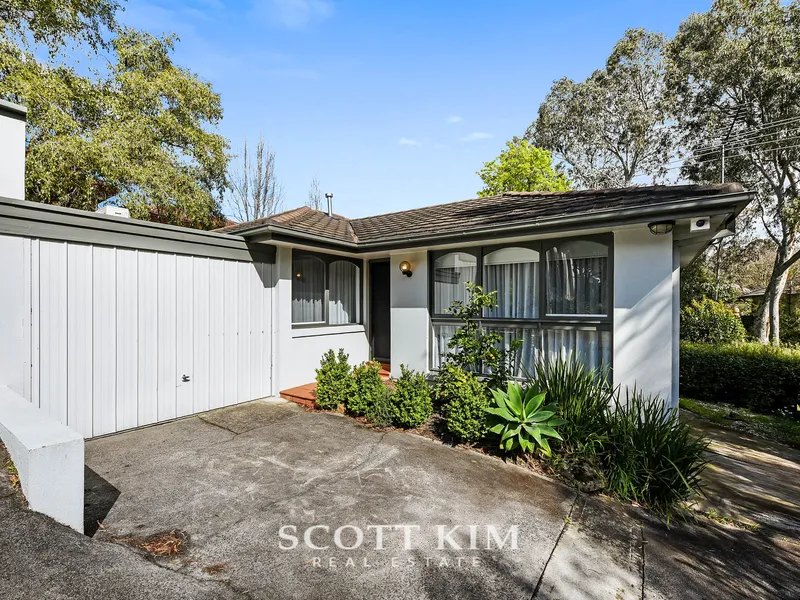 Contemporary Comfort and First-Class Location