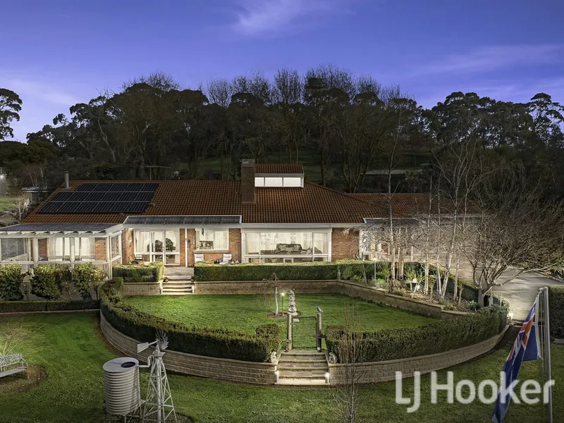 Stunning Home on Private court location on 1.57 acres