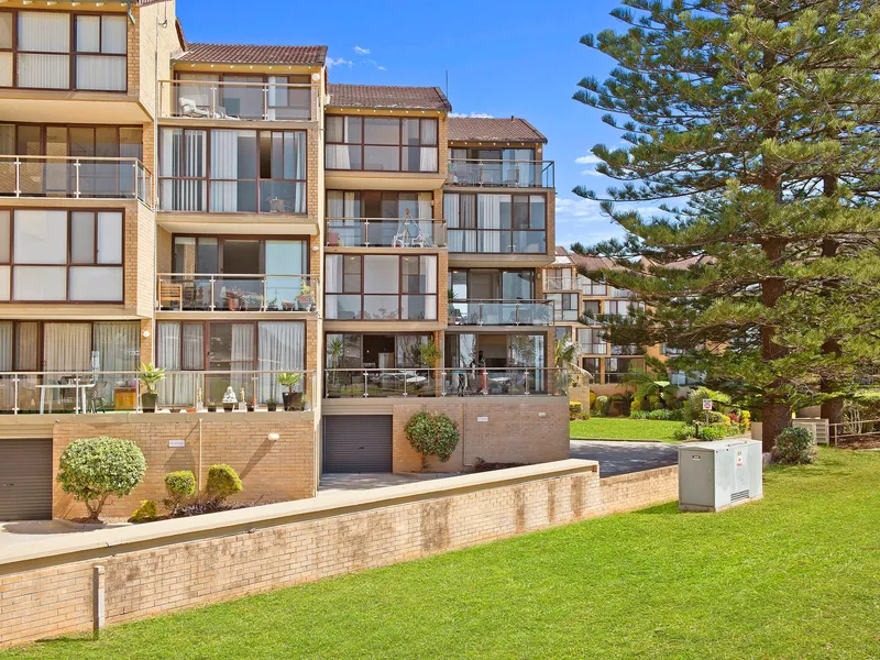 PERFECT COASTAL ABODE!