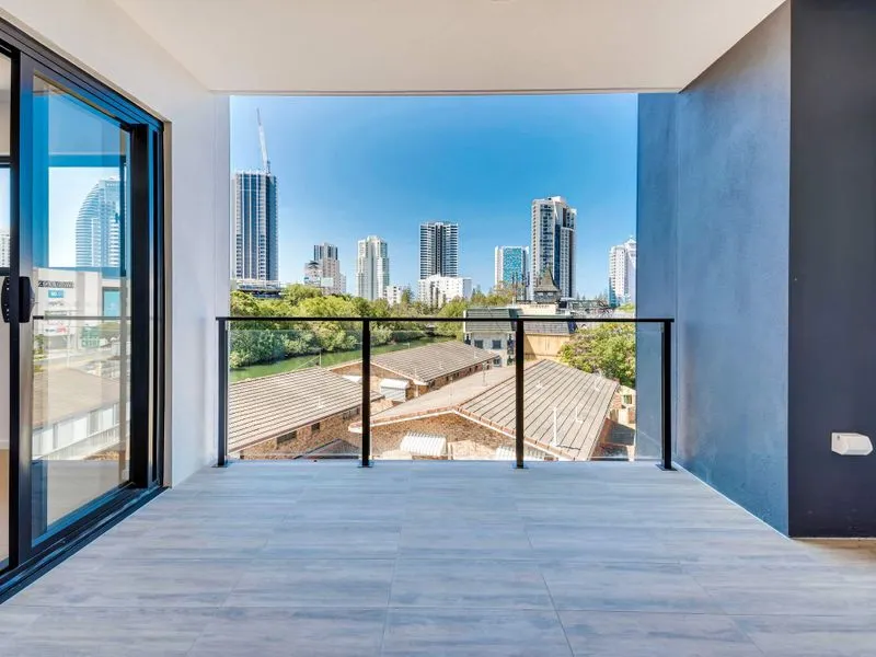 Stunning, As New Boutique Apartment