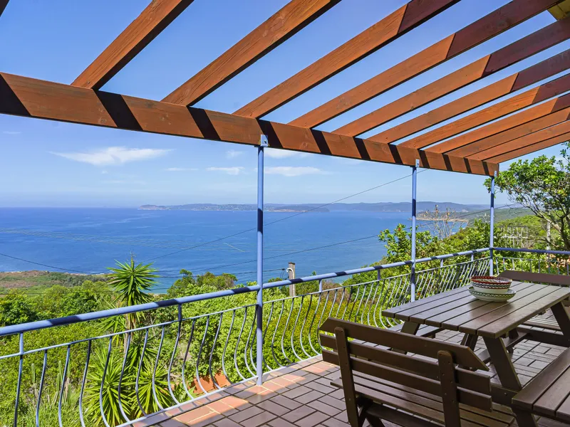 Seaside Sanctuary with Breathtaking Views