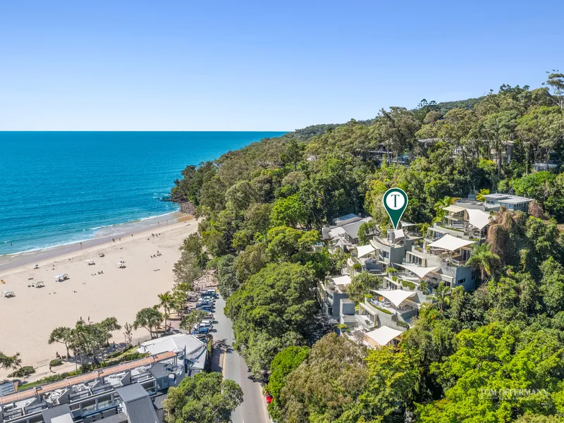 World Class Trophy Address; Indescribable Mood of Luxury by Noosa Main Beach